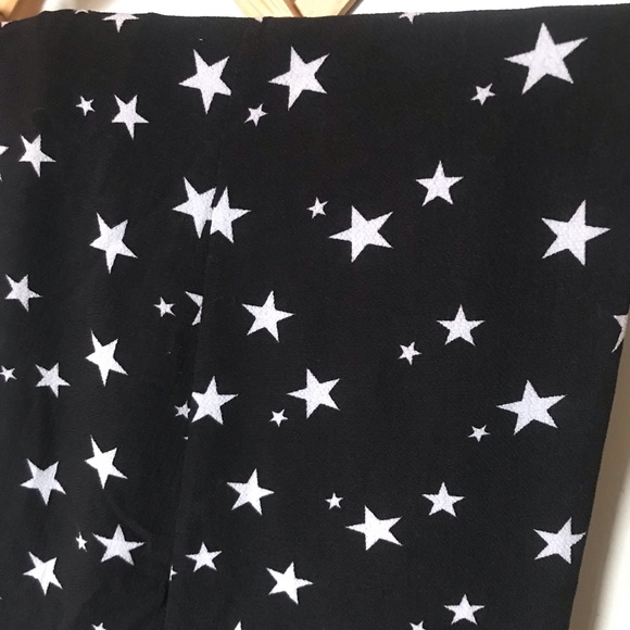 Boohoo Black Maxi Wrap Skirt - Star Print - Picture 3 of 3